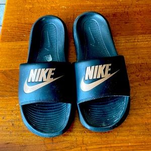 Nike Poolside slides size 10